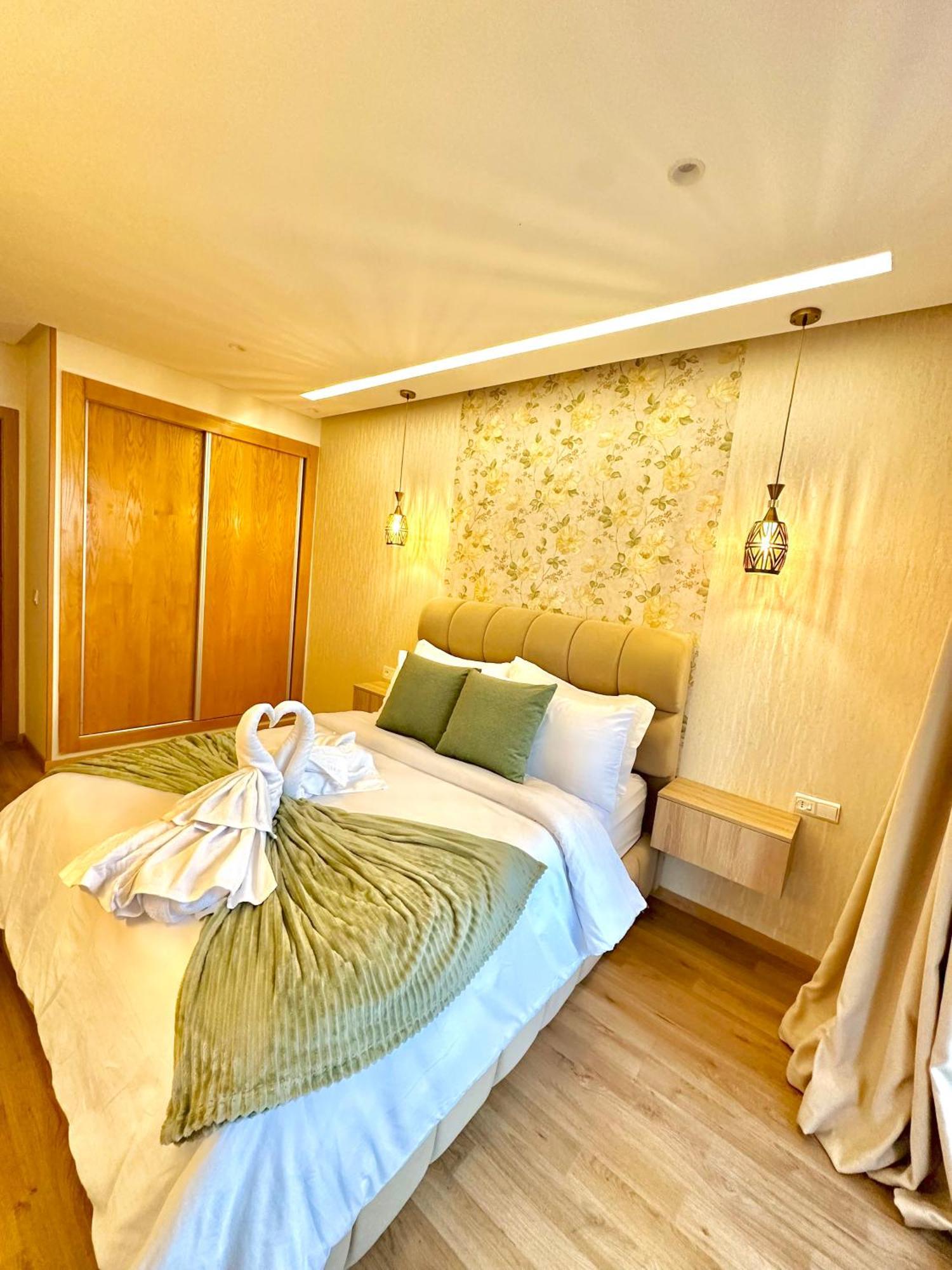 As140 Elegant Coeur De Avec Wifi Parking Et Tramway Appartement Casablanca