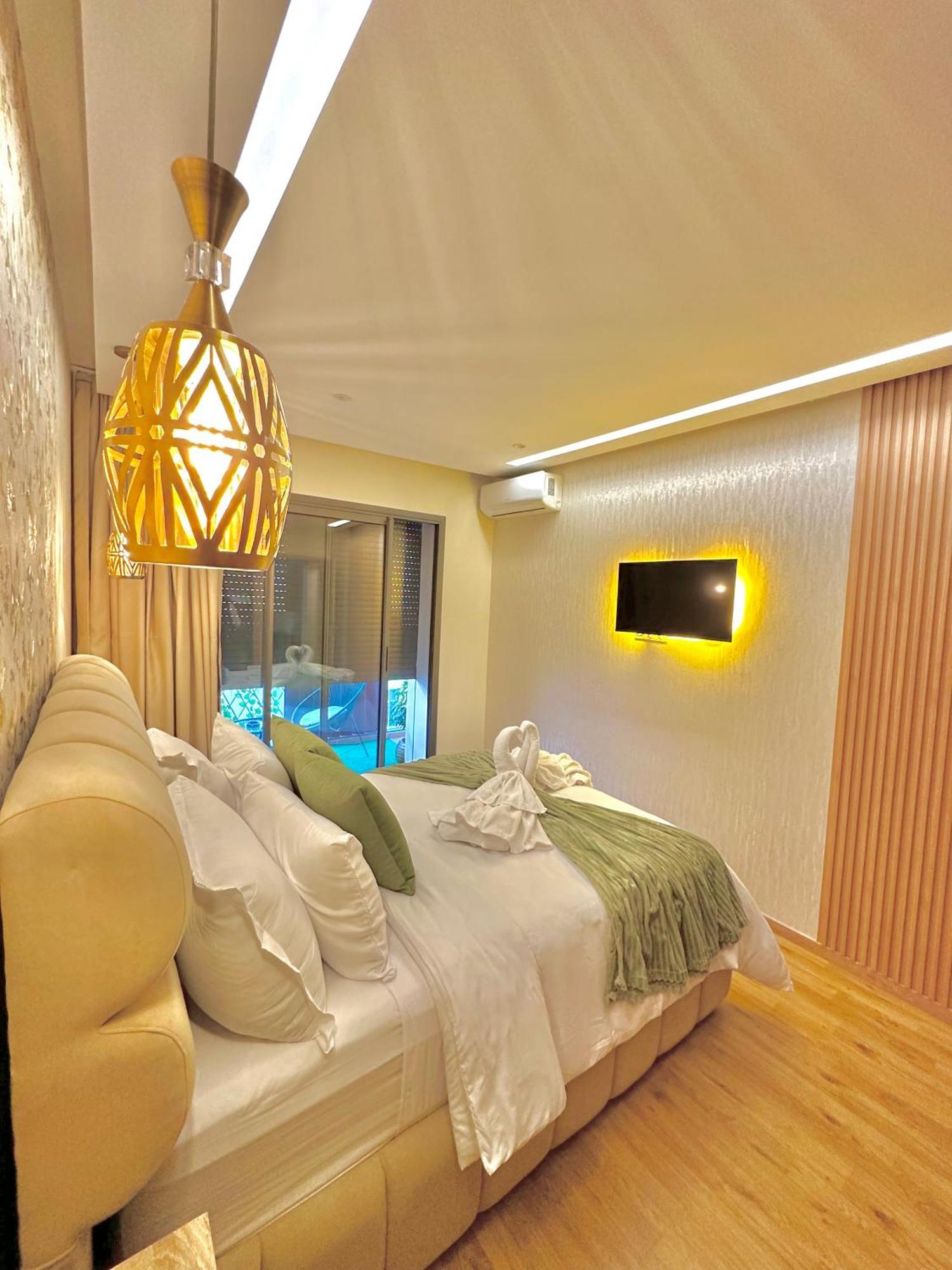 As140 Elegant Coeur De Avec Wifi Parking Et Tramway Casablanca